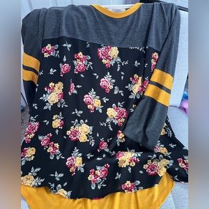 Floral Three-Quarter Sleeve T-Shirt (3X)